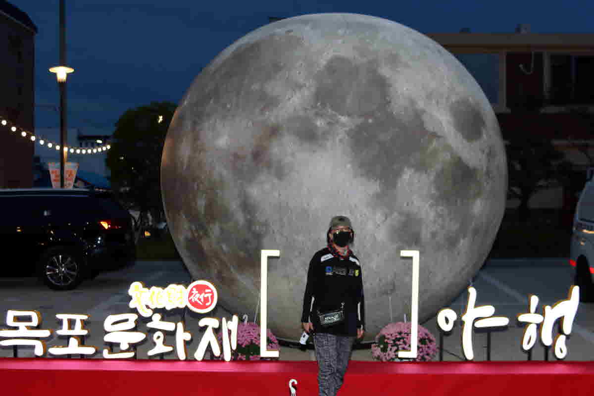 09월 25일 일 목포문화재 야행, 모던타임즈: 목포 근대역사문화거리 일원 참가.
