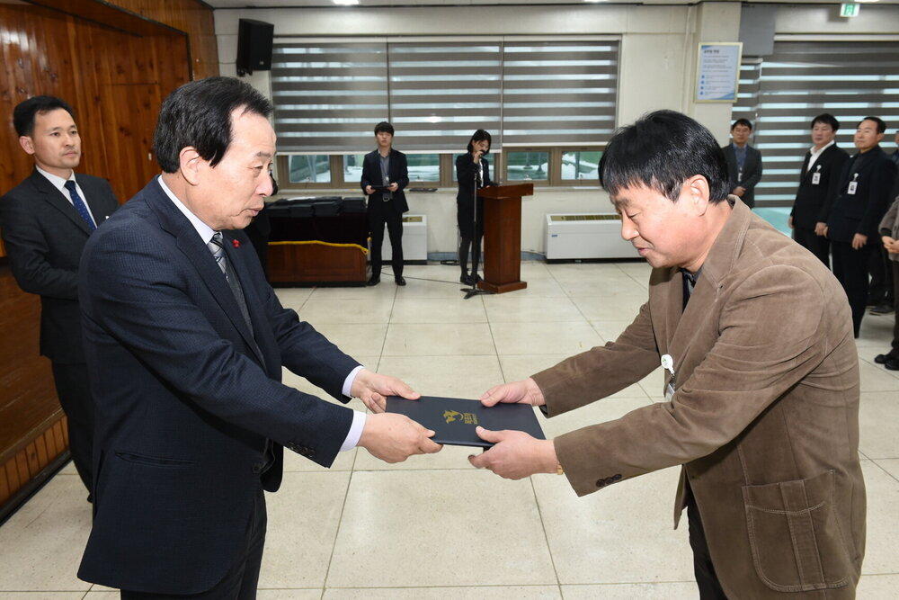 박홍률 목포시장 임용장 전달.