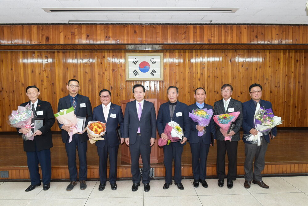 박홍률 목포시장 시정유공자 시상.