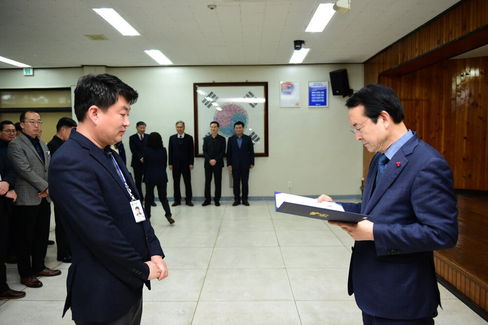 2019년도 상반기 6급이하 정기인사 임용장교부-1